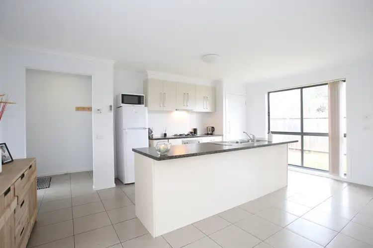 Third view of Homely unit listing, 2/8 Hood Street, Frankston VIC 3199