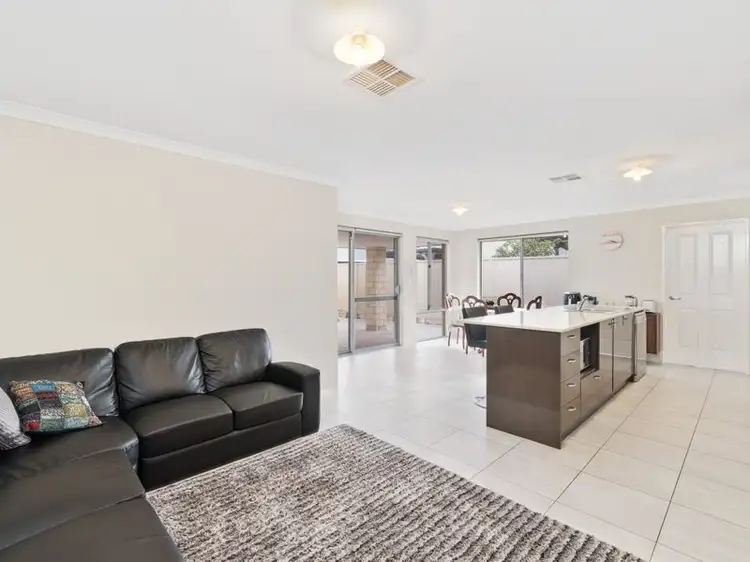 4A Jay Street, Cloverdale WA 6105