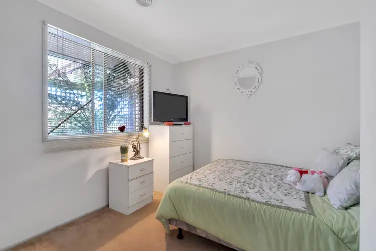 Sixth view of Homely house listing, 8 Acre Rise, Hampton Park VIC 3976