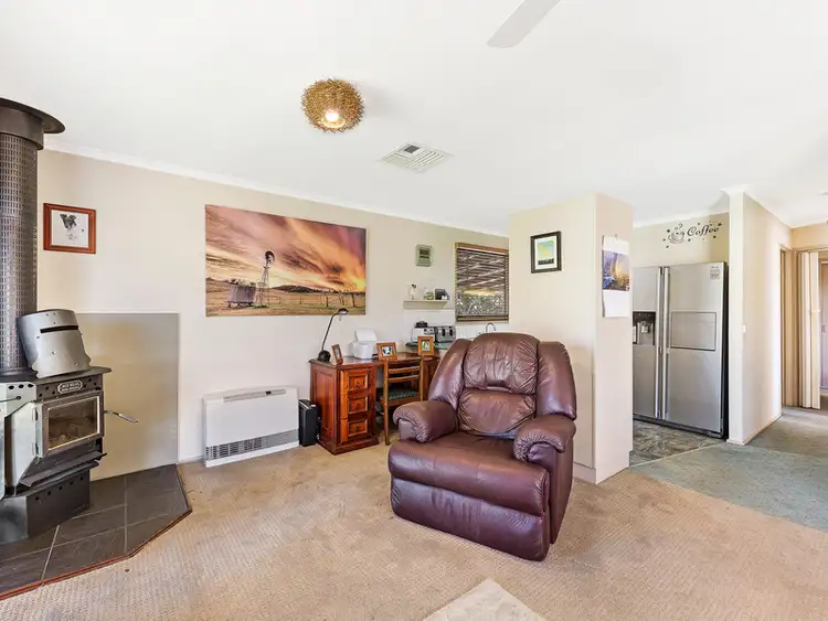 Sixth view of Homely house listing, 3 SUTHERLAND STREET, Broadford VIC 3658