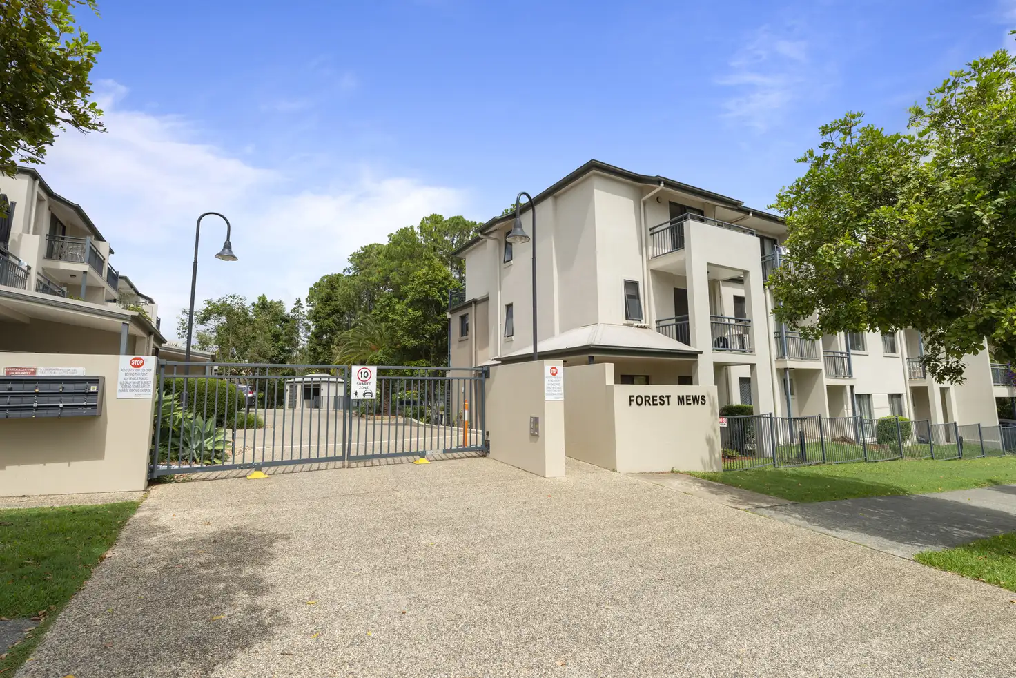 Main view of Homely house listing, 10/18 Geraldton Drive, Varsity Lakes QLD 4227