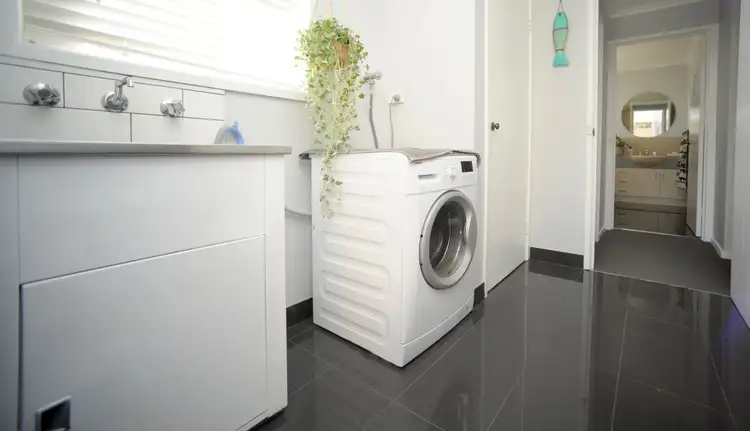 Sixth view of Homely unit listing, 1/16-18 Southdown Crescent, Belmont VIC 3216