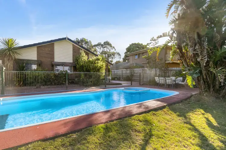 16 Fantail Court, Carrum Downs VIC 3201