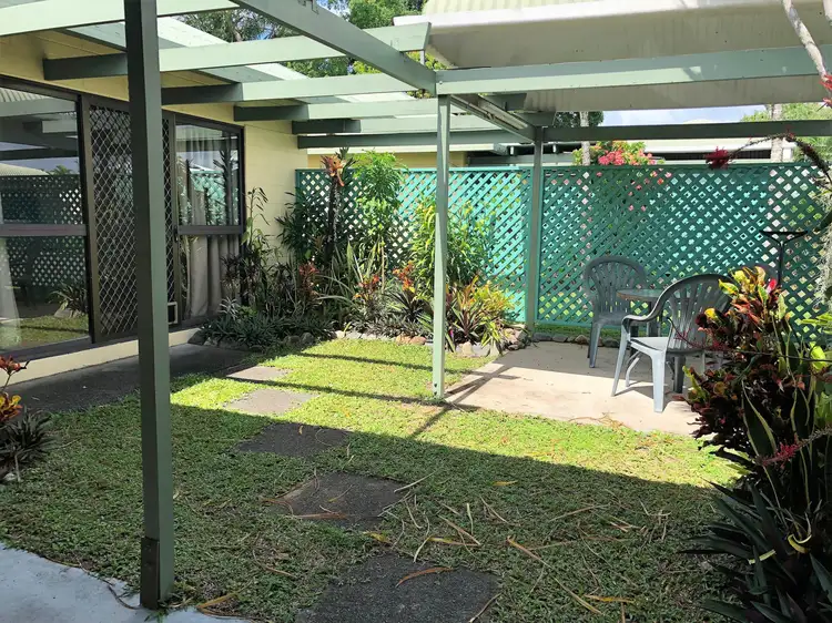2/91 Hoare Street, Manunda QLD 4870