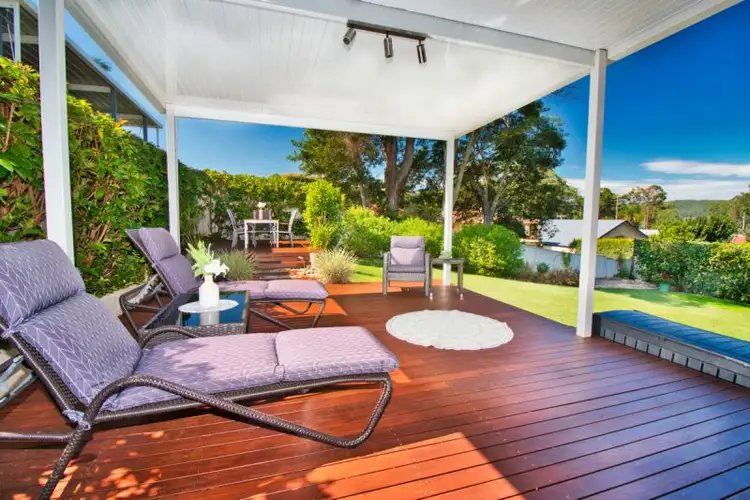 17 Sullens Avenue, East Gosford NSW 2250