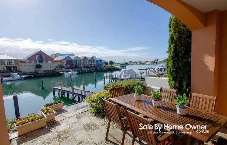 8/40 Rialto Place, Halls Head WA 6210