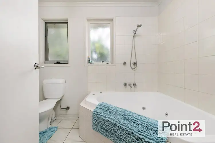 Sixth view of Homely house listing, 2/12 Leanna Court, Cranbourne West VIC 3977