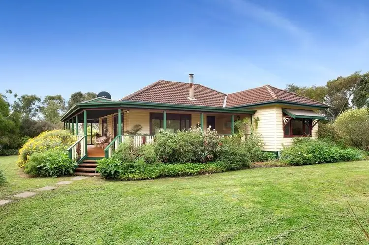 60 Mahoneys Road, Elliminyt VIC 3250