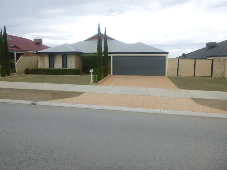 33 Shropshire Crescent, Butler WA 6036