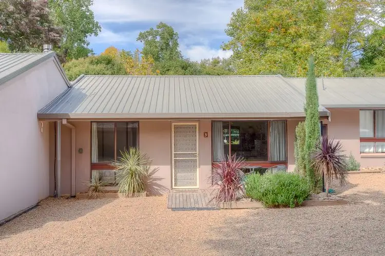 Main view of Homely unit listing, 3/12 Gavan Street, Bright VIC 3741