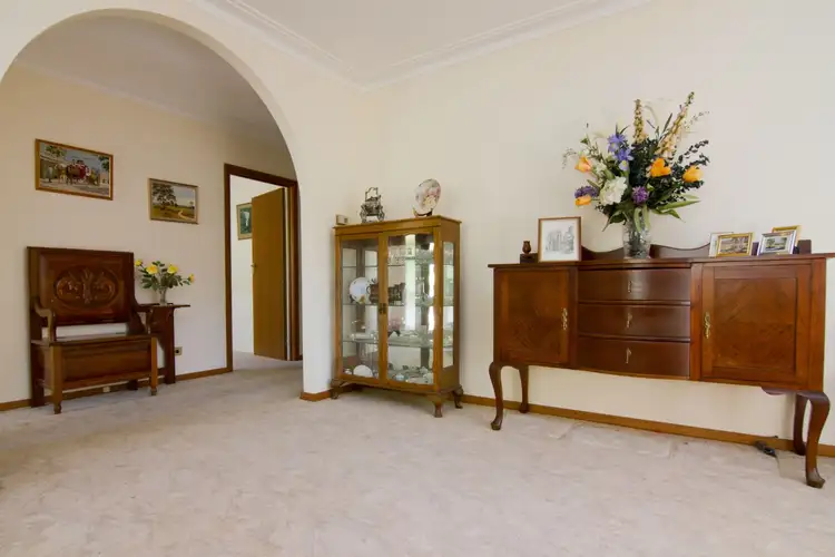 Third view of Homely house listing, 5 Halinka Court, Bright VIC 3741