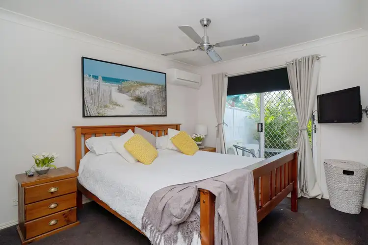 Seventh view of Homely house listing, 2/3 Liam Court, Labrador QLD 4215