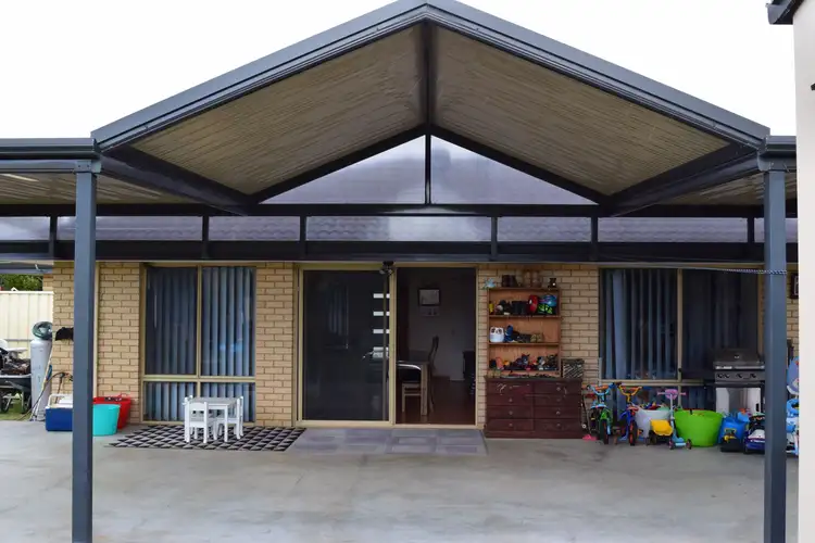 Fifth view of Homely house listing, 1 Karri Court, Broadwater WA 6280