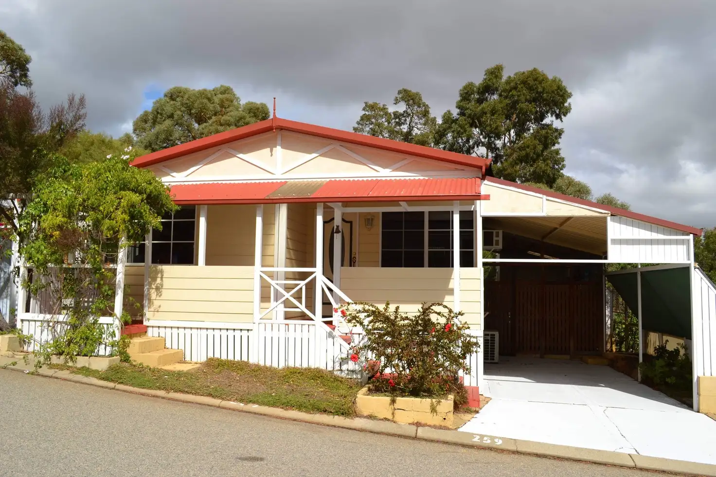 Main view of Homely retirement listing, 259/270 South Western Highway, Mount Richon WA 6112