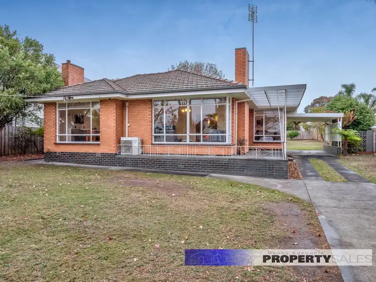 4 Burrage Street, Moe VIC 3825