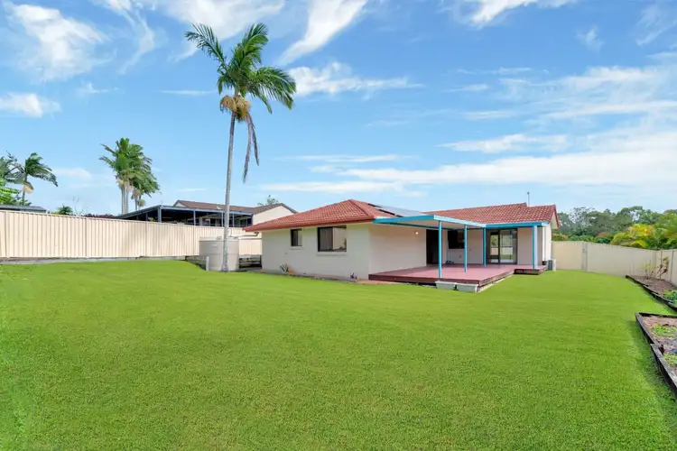 18 Hickey Way, Carrara QLD 4211