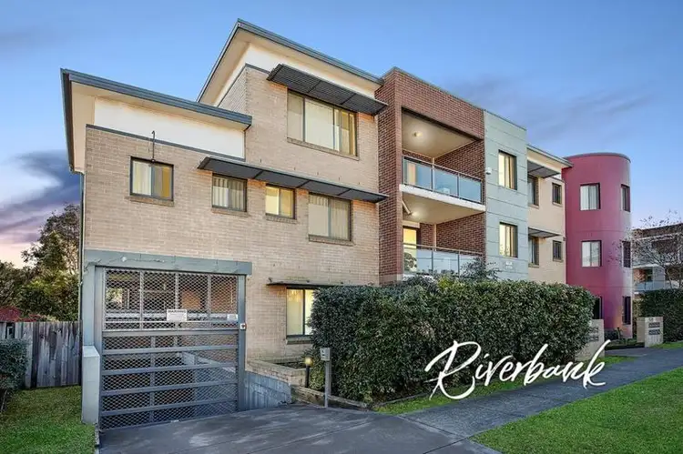 2/77-79 Mountford Avenue, Guildford NSW 2161