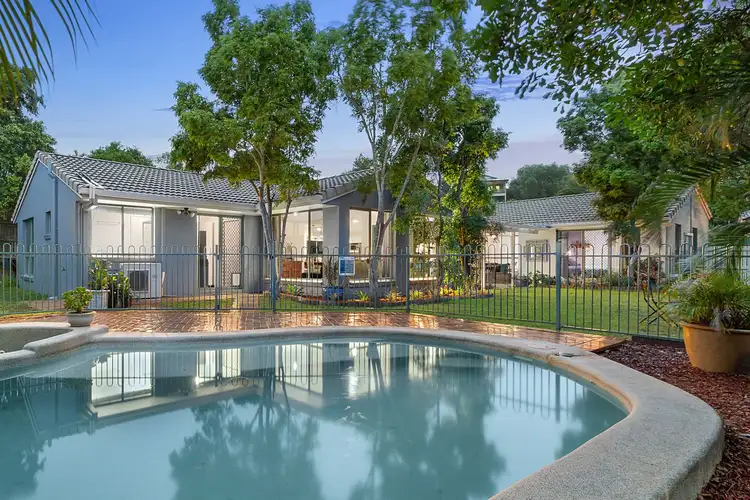 74 Boyd Terrace, Brookfield QLD 4069