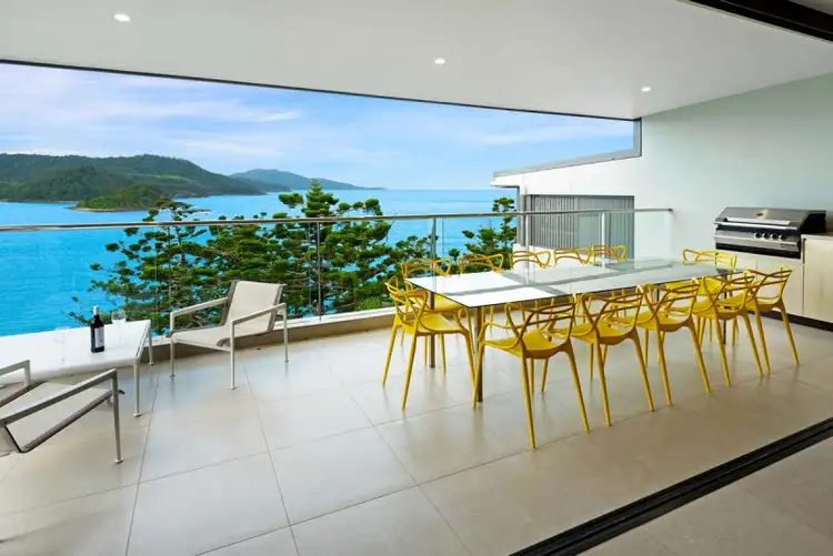 North Cape 5/2 Coral Sea Avenue, Hamilton Island QLD 4803