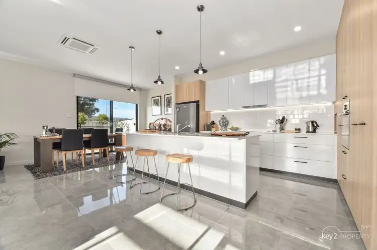 9/54 Landsborough Avenue, Newstead TAS 7250