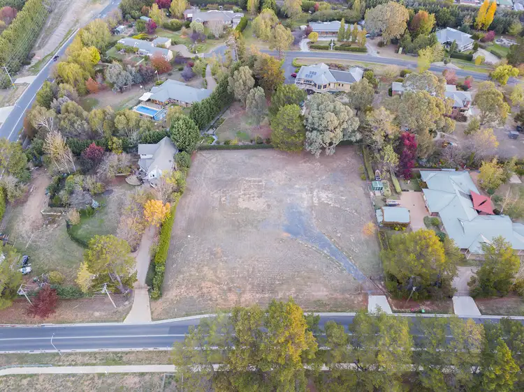 11 Farrell Road, Orange NSW 2800
