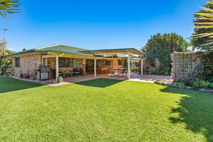 11 Sarah Court, Pottsville NSW 2489