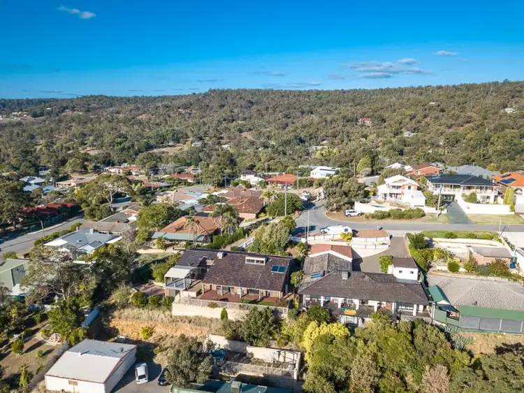 Fourth view of Homely house listing, 7 Opal Way, Mount Richon WA 6112