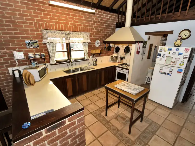 Fifth view of Homely house listing, 10 Clementina road, Dongara WA 6525