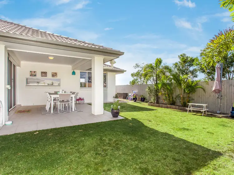 6 Nina Crescent, North Lakes QLD 4509