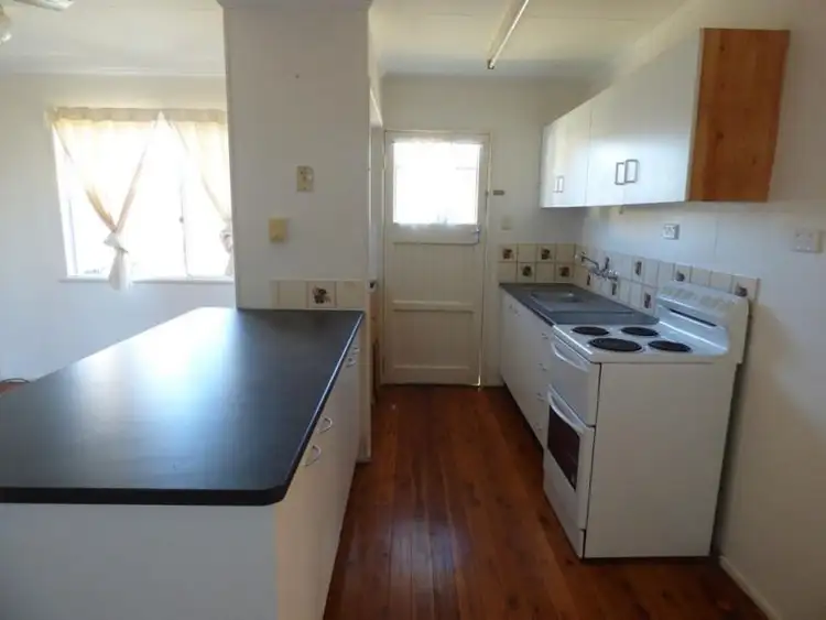 Sixth view of Homely house listing, Unit 2/29 George Street West, Roma QLD 4455