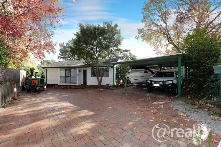 1 Royalden Close, Boronia VIC 3155