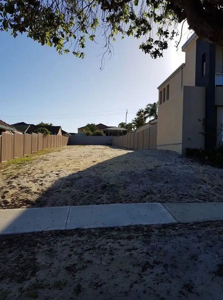 116A The Strand, Bedford WA 6052