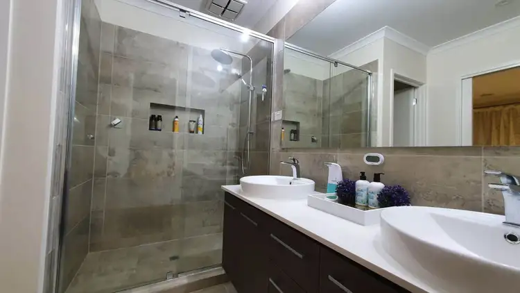 Third view of Homely house listing, 4 Wendy way, Pakenham VIC 3810