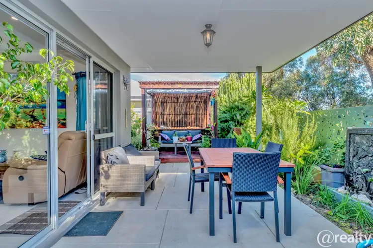 1 Galveston Court Road