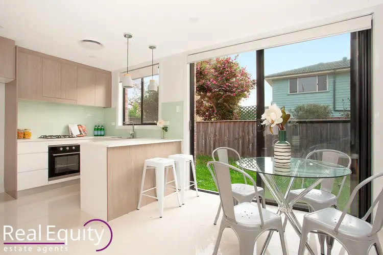 4/149 Nuwarra Rd, Moorebank NSW 2170