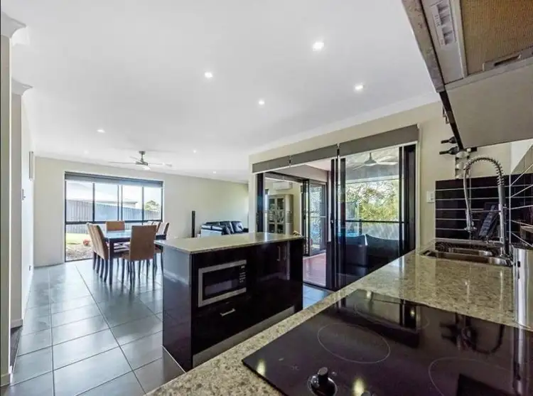 Sixth view of Homely house listing, 4 Mullingar Place, Carrara QLD 4211