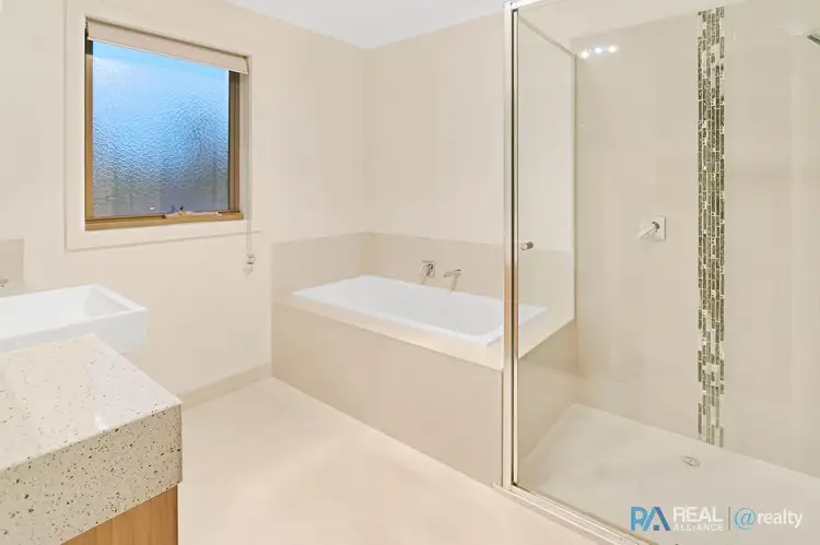 1/72 Lynbrook Boulevard, Lynbrook VIC 3975