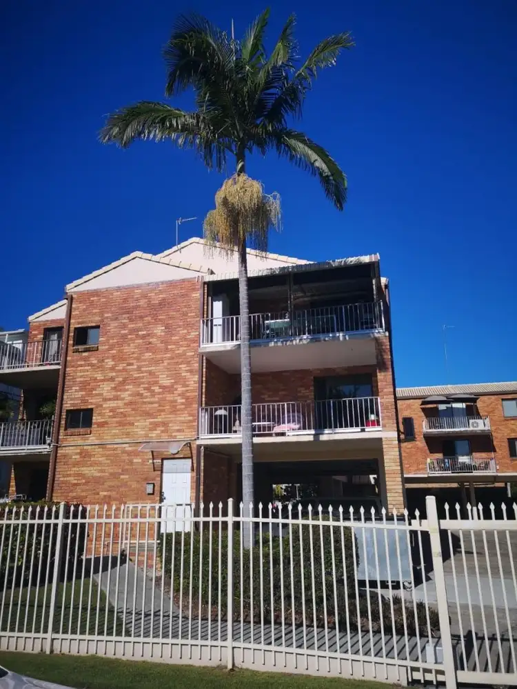 Second view of Homely apartment listing, 11/28 Hunter Avenue, Labrador QLD 4215