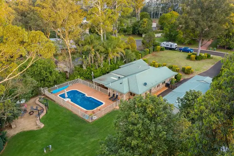 6 Azalea Close, Highfields QLD 4352