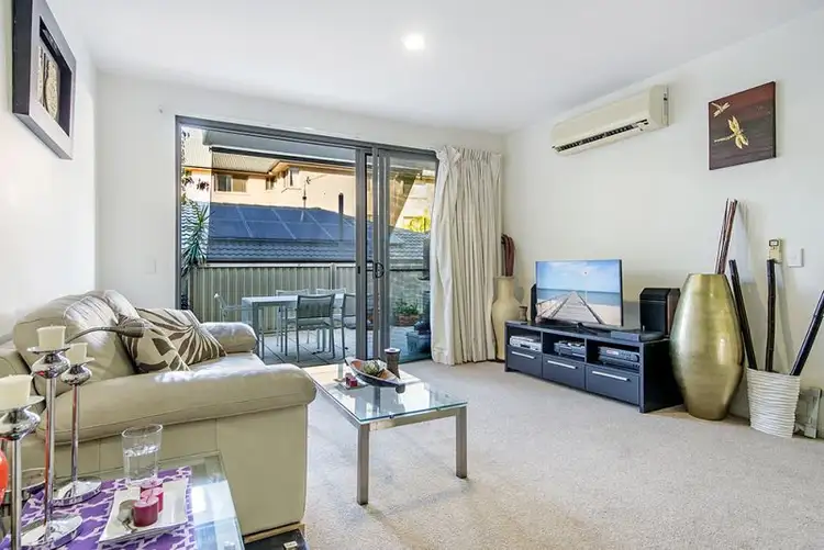 Fifth view of Homely apartment listing, 2/8 - 10 Victor Avenue, Paradise Point QLD 4216