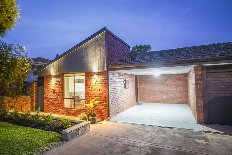 7 Baslow Court, Carine WA 6020
