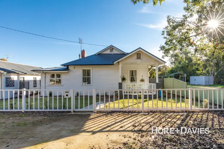 16 Queen Street, The Rock NSW 2655
