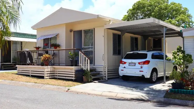 52a/570 Pine Ridge Road, Coombabah QLD 4216