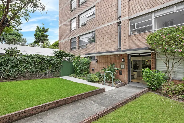 Fourth view of Homely apartment listing, 25/10 Barnclueth Square, Elizabeth Bay NSW 2011