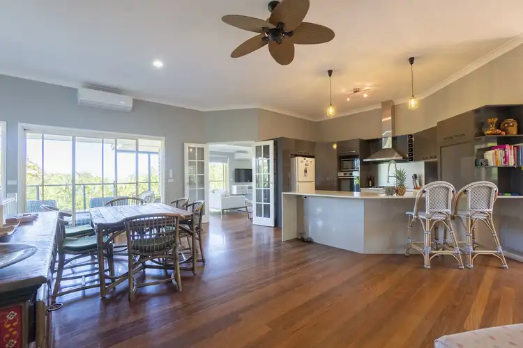 90 SUNSET DRIVE, Little Mountain QLD 4551