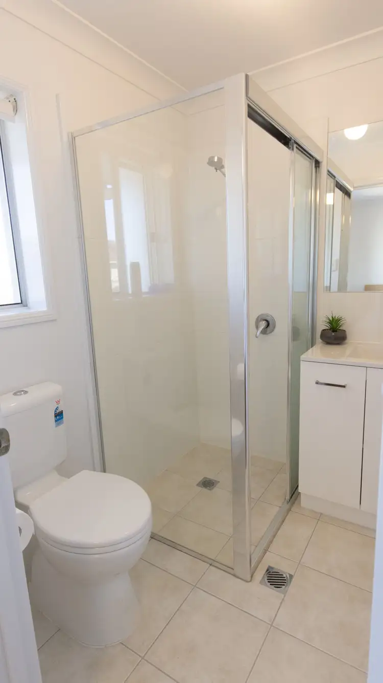 Fifth view of Homely unit listing, 17/7-11 Illawong St, Chevron Island QLD 4217