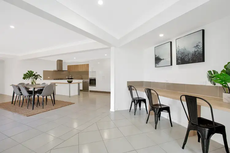 2 Riverina Court, Mudgeeraba QLD 4213
