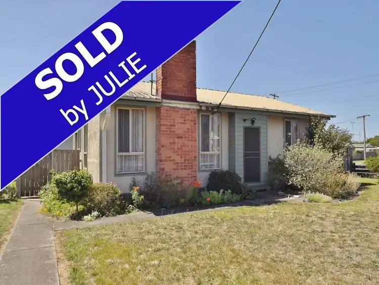 2 Marshall Avenue, Moe VIC 3825