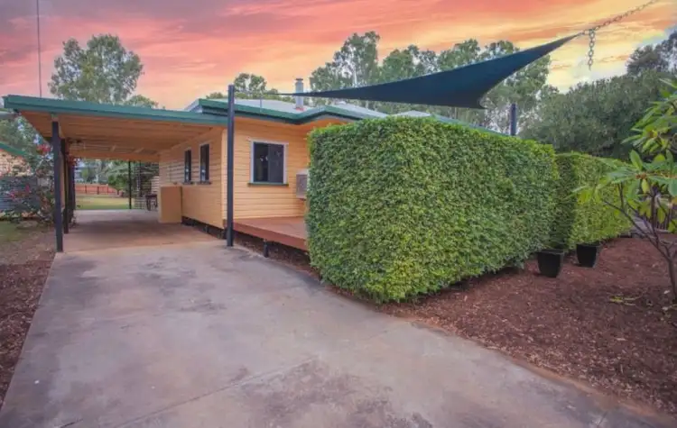 5 Tara Road (corner of Rennick Street), Chinchilla QLD 4413