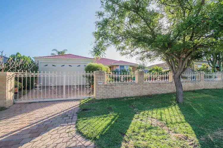 6 Griffin Close, Langford WA 6147